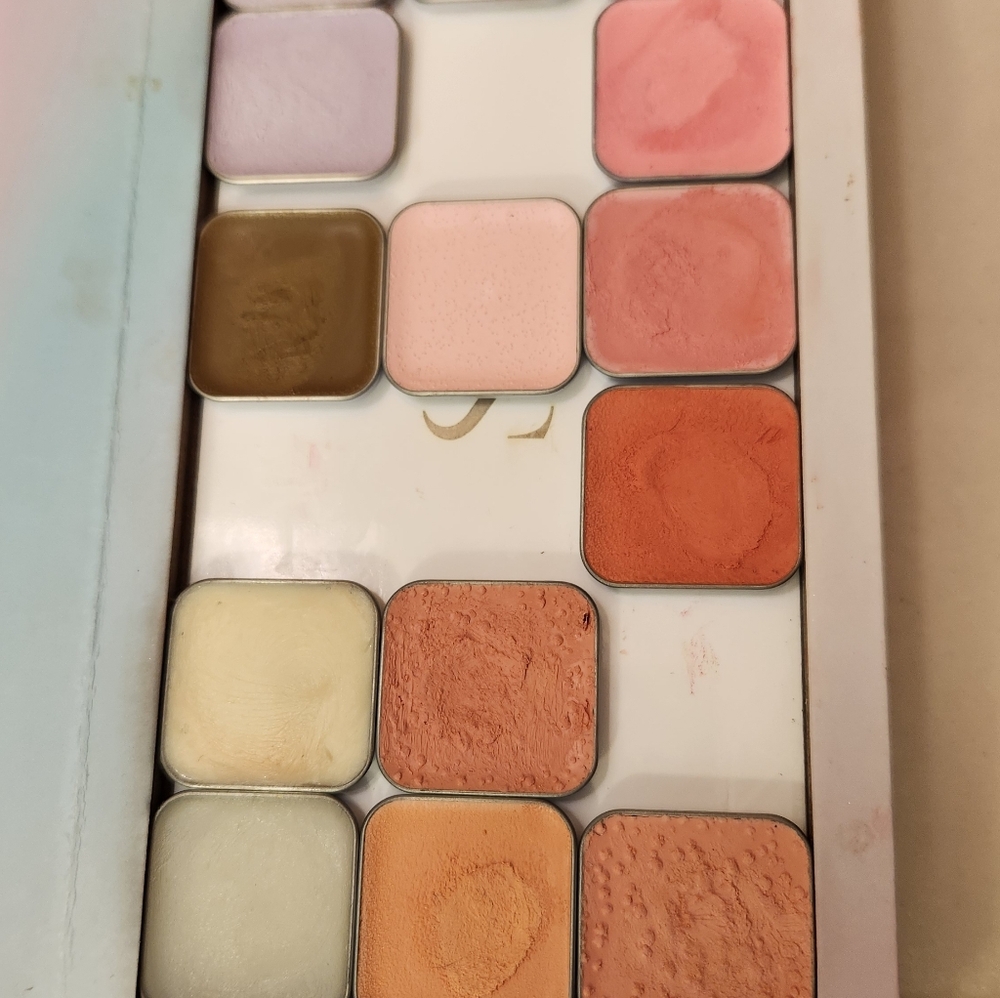 RO3 Specific Color Corrector